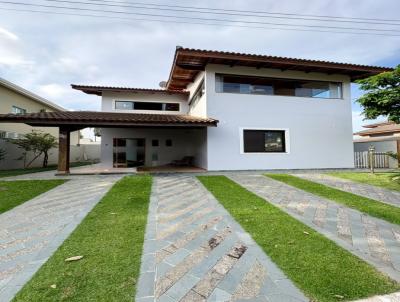 Casa Alto Padrão para Venda, em Peruíbe, bairro Sambura, 3 dormitórios, 2 banheiros, 2 suítes, 2 vagas