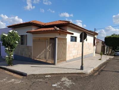 Casa para Locao, em Presidente Venceslau, bairro Centro, 3 dormitrios, 3 banheiros, 1 sute, 2 vagas