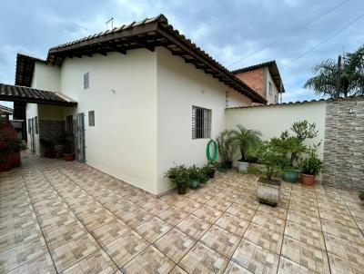 Casa para Venda, em Itanhaém, bairro Jardim Regina, 2 dormitórios, 1 banheiro, 1 suíte, 3 vagas