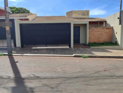 Casa para Locao, em Ourinhos, bairro Recanto dos Passaros, 2 dormitrios, 3 banheiros, 1 sute, 2 vagas