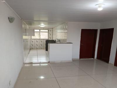 Apartamento para Locação, em Rio de Janeiro, bairro Santa Cruz, 2 dormitórios, 1 banheiro, 1 vaga