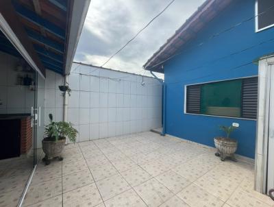 Casa para Venda, em Itanhaém, bairro Umuarama, 2 dormitórios, 1 banheiro, 1 suíte, 2 vagas