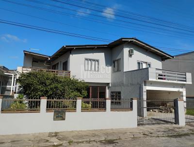 Sobrado para Venda, em Balneário Barra do Sul, bairro Centro, 4 dormitórios, 4 banheiros, 4 vagas