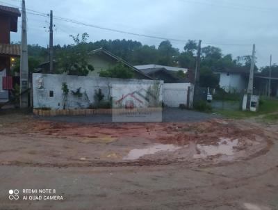 Casa / Sobrado para Venda, em Itaja, bairro Itaipava, 2 dormitrios, 2 banheiros, 2 vagas