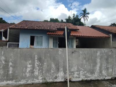 Casa para Venda, em Navegantes, bairro Meia Praia, 2 dormitrios, 1 banheiro, 3 vagas