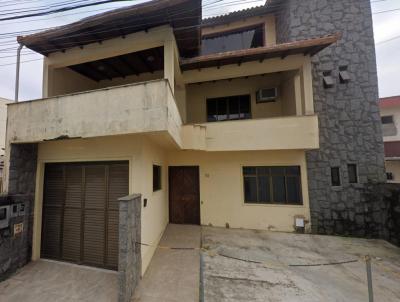 Casa para Venda, em Navegantes, bairro Centro, 5 dormitrios, 6 banheiros, 3 sutes, 3 vagas