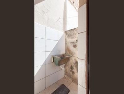 Casa para Locao, em Belo Horizonte, bairro Glria, 2 dormitrios, 1 banheiro