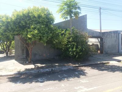 Casa para Venda, em Umuarama, bairro Parque 1 de Maio, 2 dormitrios, 2 banheiros, 1 sute, 2 vagas