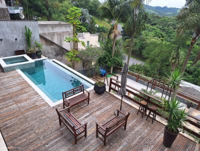 Casa para Venda, em Aruj, bairro Caputera, 4 dormitrios, 5 banheiros, 4 sutes, 6 vagas