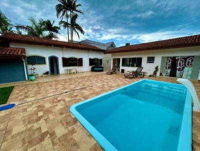 Casa para Venda, em Peruíbe, bairro 0ASIS, 3 dormitórios, 1 banheiro, 1 suíte, 4 vagas