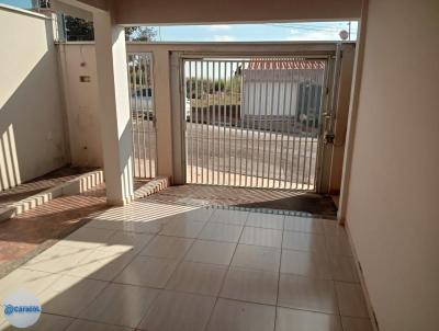Casa para Locao, em Guaxup, bairro Jardim Ouro Verde, 2 dormitrios, 1 banheiro, 1 vaga