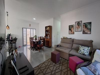 Casa para Venda, em Mogi Mirim, bairro Jardim Murayama, 3 dormitrios, 3 banheiros, 1 sute, 2 vagas