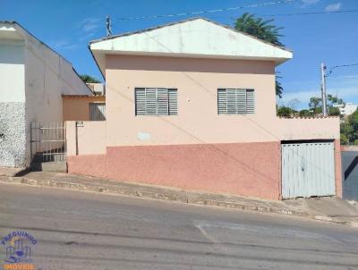 Casa para Venda, em Alfenas, bairro So Jos PERTO DA IGREJA SANTA RITA, 2 dormitrios, 1 banheiro, 2 vagas