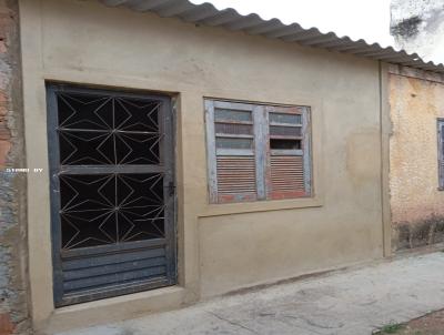 Casas de Vila para Venda, em Nilpolis, bairro Centro, 1 banheiro