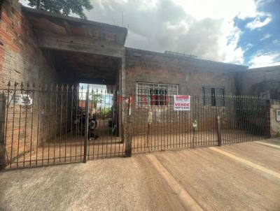 Casa para Venda, em Presidente Prudente, bairro CONJ. HAB. BRASIL NOVO, 3 dormitrios, 2 banheiros, 1 sute, 1 vaga