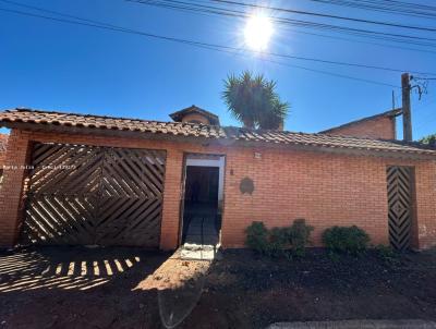 Casa para Locao, em Campina do Monte Alegre, bairro Centro, 3 dormitrios, 4 banheiros, 2 sutes, 3 vagas