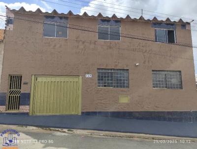 Casa para Venda, em Alfenas, bairro Conjunto Habitacional Francelino Pereira dos Santos (Pinheirinho), 4 dormitrios, 3 banheiros, 2 sutes, 3 vagas