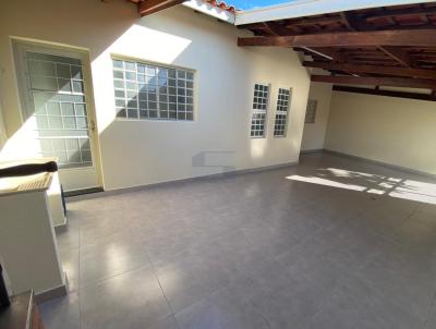 Casa para Venda, em Indaiatuba, bairro Jardim Renata, 3 dormitrios, 2 banheiros, 1 sute, 2 vagas