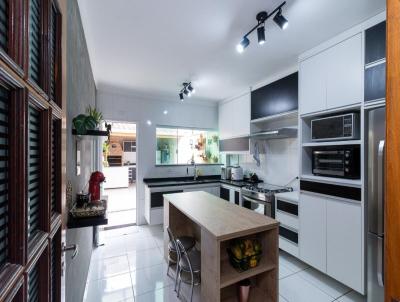 Casa para Venda, em São Paulo, bairro Parque São Domingos, 3 dormitórios, 3 banheiros, 1 suíte, 3 vagas