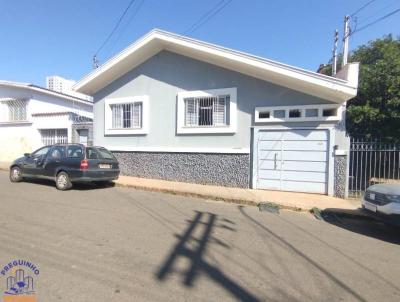 Casa para Venda, em Alfenas, bairro Centro, 3 dormit�rios, 2 banheiros, 1 su�te, 2 vagas