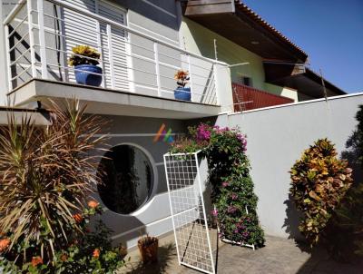 Casa para Venda, em Americana, bairro Campo Limpo, 4 dormit�rios, 4 banheiros, 1 su�te, 4 vagas