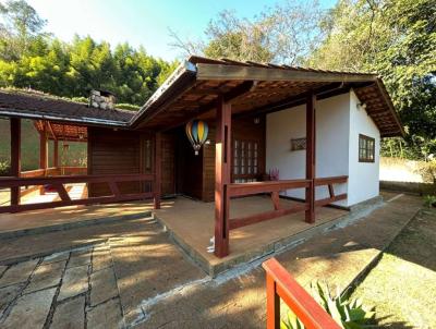 Casa para Venda, em Petr�polis, bairro Araras, 3 dormit�rios, 2 banheiros, 1 su�te, 3 vagas