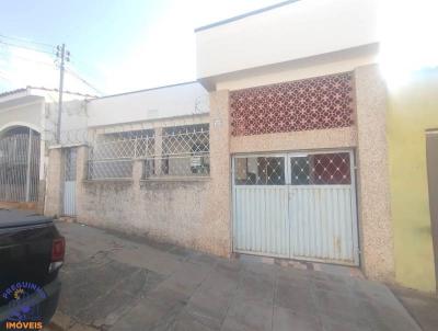Casa para Venda, em , bairro Centro, 3 dormit�rios, 1 banheiro, 1 su�te, 2 vagas
