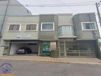 Casa para Venda, em Alfenas, bairro Centro, 3 dormit�rios, 2 banheiros, 1 su�te, 1 vaga
