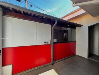 Casa para Venda, em Mococa, bairro Centro, 3 dormit�rios, 2 banheiros, 1 vaga