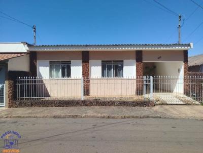 Casa para Venda, em Alfenas, bairro Centro, 3 dormit�rios, 1 banheiro, 2 vagas
