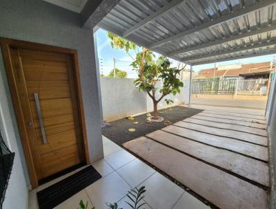 Casa / Sobrado para Venda, em Foz do Igua�u, bairro Jardim Cataratas, 2 dormit�rios, 2 banheiros, 1 su�te, 2 vagas