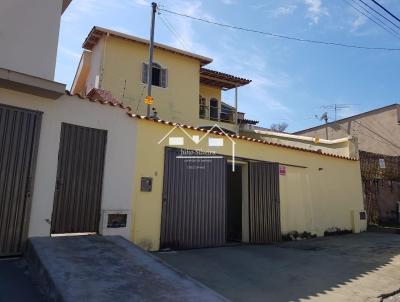 Casa para Venda, em Oliveira, bairro Bandeirantes, 3 dormit�rios, 1 banheiro, 1 su�te, 1 vaga