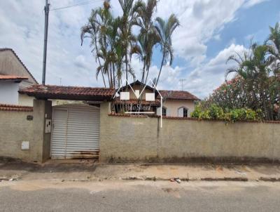 Casa para Venda, em Oliveira, bairro S�o Sebasti�o, 3 dormit�rios, 1 banheiro, 1 su�te, 2 vagas