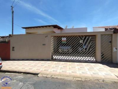 Casa para Venda, em Alfenas, bairro Jardim Boa Esperan�a, 4 dormit�rios, 4 banheiros, 1 su�te, 2 vagas