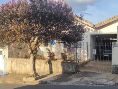 Casa para Venda, em Tatu�, bairro Centro, 2 dormit�rios, 2 banheiros, 5 vagas