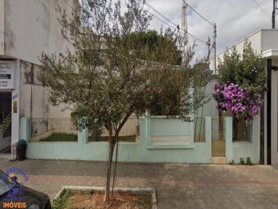 Casa para Venda, em Alfenas, bairro Centro, 5 dormit�rios, 2 banheiros, 1 su�te