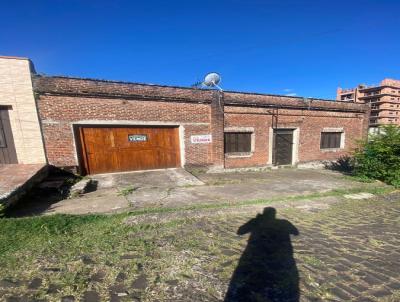 Casa para Venda, em Santana do Livramento, bairro CENTRO, 2 dormit�rios, 1 banheiro, 1 vaga