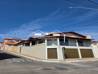 Casa para Venda, em Oliveira, bairro Centro, 3 dormit�rios, 3 banheiros, 1 su�te, 4 vagas