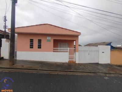 Casa para Venda, em Alfenas, bairro Pinheirinho, 3 dormit�rios, 2 banheiros, 1 su�te, 4 vagas
