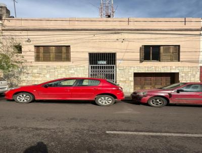 Casa para Venda, em Santana do Livramento, bairro CENTRO, 2 dormit�rios, 3 banheiros, 1 su�te, 1 vaga
