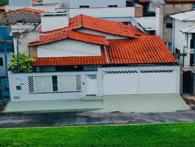 Casa para Venda, em Oliveira, bairro Jardim Panor�mico 2, 3 dormit�rios, 1 banheiro, 1 su�te, 3 vagas