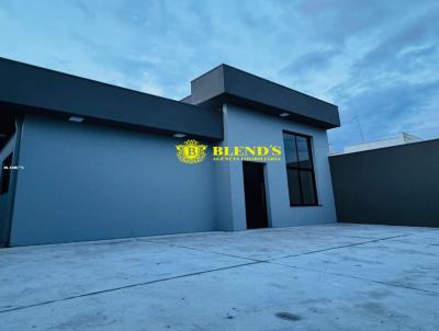Casa para Venda, em Botucatu, bairro Residencial L�via, 3 dormit�rios, 2 banheiros, 1 su�te, 4 vagas