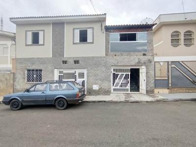 Casa para Venda, em Alfenas, bairro Centro, 4 dormit�rios, 3 banheiros, 1 su�te, 2 vagas