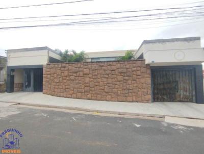 Casa para Venda, em Alfenas, bairro Jardim S�o Carlos, 3 dormit�rios, 3 banheiros, 1 su�te, 2 vagas