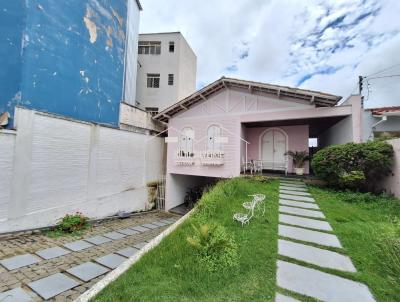 Casa para Venda, em Oliveira, bairro Centro, 3 dormit�rios, 2 banheiros, 1 su�te, 2 vagas