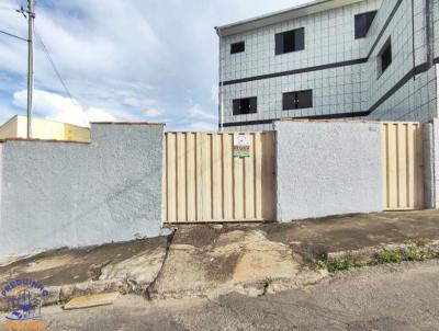 Casa para Loca��o, em Alfenas, bairro Vila Bet�nia, 2 dormit�rios, 1 banheiro, 1 vaga