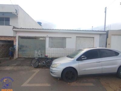 Casa para Venda, em Alfenas, bairro Jardim S�o Carlos, 2 dormit�rios, 1 banheiro, 2 vagas