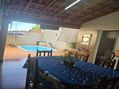 Casa para Venda, em Barretos, bairro CENTRO- PR�XIMO, 4 dormit�rios, 3 banheiros, 3 vagas