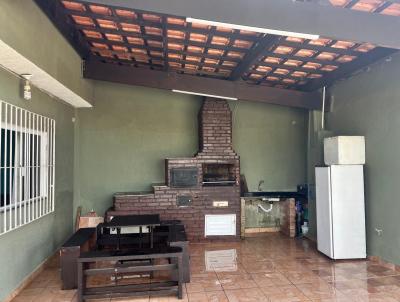 Casa para Venda, em Itanha�m, bairro Umuarama, 3 dormit�rios, 1 banheiro, 2 su�tes, 2 vagas