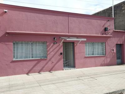 Casa para Venda, em Santana do Livramento, bairro Centro, 3 dormit�rios, 2 banheiros, 1 su�te